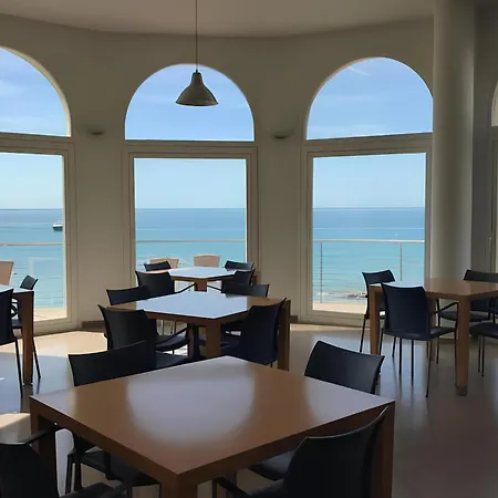 Clp - Front, Pool View And Parking Appartement *
